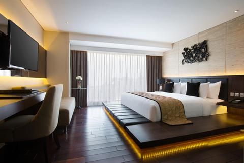 De vins sky hotel seminyak 2