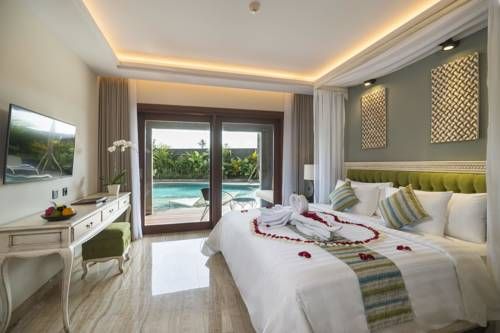 Sense canggu beach hotel 0